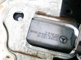 Mercedes-Benz C W203 Motorino alzacristalli della portiera anteriore A2208204642