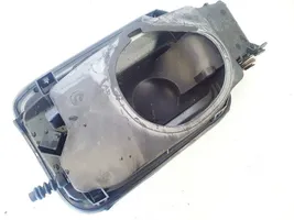 Volkswagen Touareg I Bouchon, volet de trappe de réservoir à carburant 7218336