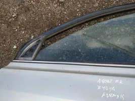Toyota Avensis T250 Rivestimento modanatura del vetro della portiera anteriore 