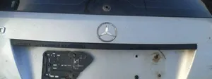 Mercedes-Benz C AMG W204 Takaluukun rekisterikilven valon palkki 