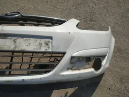 Opel Corsa D Priekinis bamperis baltas