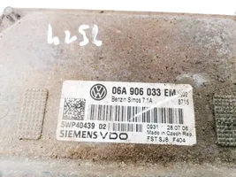 Volkswagen Jetta V Moottorin ohjainlaite/moduuli 06A906033EM