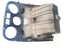 KIA Rio Altra parte interiore 1g84741300