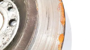 Volvo V70 Rear brake disc neventiliuojamas