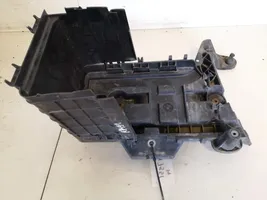 Volkswagen Touran I Vassoio scatola della batteria 1k0915333b