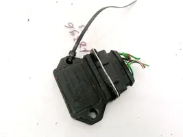 Audi 80 90 B3 Ignition amplifier control unit 211905351D