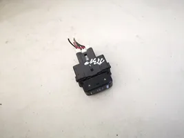 Nissan Murano Z50 Sėdynių šildymo jungtukas 