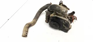Volkswagen PASSAT B5 Throttle valve 058133063H