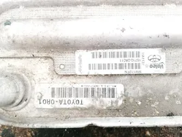 Toyota Avensis T270 Engine oil radiator 157100R011