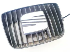 Seat Cordoba (6K) Atrapa chłodnicy / Grill 6k0853654d