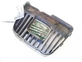 Seat Cordoba (6K) Front grill 6k0853654d