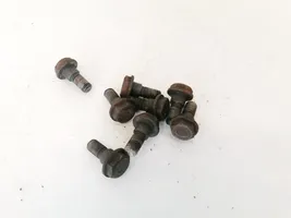 Toyota Previa (XR30, XR40) II Nuts/bolts 