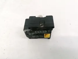 Audi A8 S8 D2 4D Motor/activador trampilla de calefacción 4D0820511A