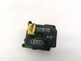 Audi A8 S8 D2 4D Tuloilmaventtiilin käyttömoottori 4D0820511A