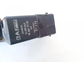 Volvo V50 Glow plug pre-heat relay 9666671780