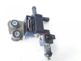 Volvo C70 Turbo solenoid valve 72251702