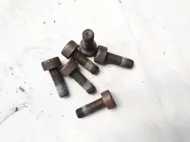 Volvo V40 Nuts/bolts 