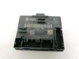 Audi A1 Durų elektronikos valdymo blokas 8X0959793B