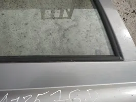 Toyota Yaris Rivestimento modanatura del vetro della portiera posteriore 