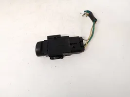 Pontiac Vibe Hazard light switch 157962