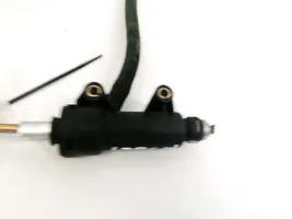 BMW 3 E46 Główny cylinder sprzęgła 21526758822