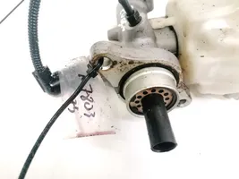 Volkswagen Touareg I Master brake cylinder 