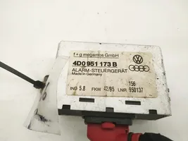 Audi A4 S4 B5 8D Hälytyksen ohjainlaite/moduuli 4D0951173B