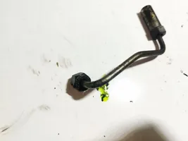 Nissan Pathfinder R51 Tuyau d'alimentation conduite de carburant 