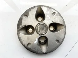 Fiat Doblo Заводская крышка (крышки) от центрального отверстия колеса 51780868