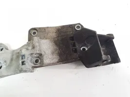 Volkswagen Golf III Supporto di montaggio del motore 06a903143p