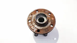 Volkswagen Tiguan Front wheel hub 