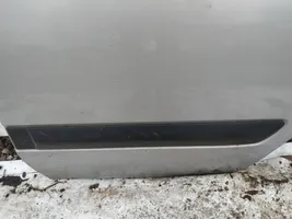 Nissan Almera N16 Listwa drzwi tylnych 