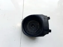 Volkswagen Fox Uchwyt na kubek deski rozdzielczej A1636890173