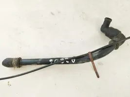 Volkswagen PASSAT B3 Kühlleitung / Kühlschlauch 026133784