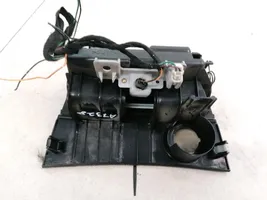 Mazda 3 I Peleninė panelėje BP4K55211