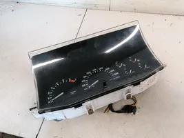 Opel Frontera A Speedometer (instrument cluster) 8117707