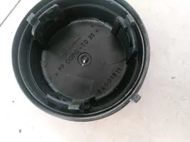 Renault Megane I Osłona żarówki lampy przedniej 89001811