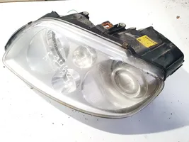 Volkswagen Touran I Lampa przednia 0301205271