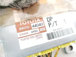 Toyota Avensis Verso Oro pagalvių valdymo blokas 8917044040
