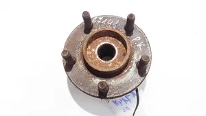 Chrysler Town & Country III Front wheel hub 