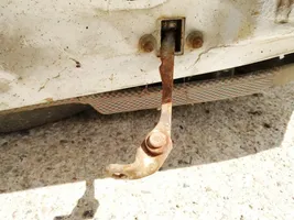Renault 19 Ogranicznik drzwi 