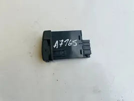 Volvo S70  V70  V70 XC Interruptor de luz antiniebla 9148994