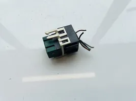 Mercedes-Benz Vaneo W414 Other relay 0025420319