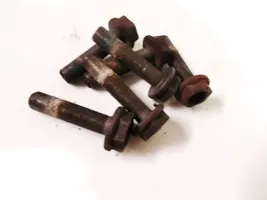 Volkswagen PASSAT B5 Nuts/bolts 