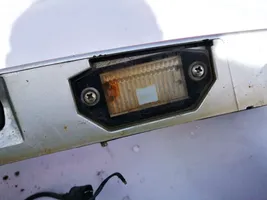 Ford Mondeo Mk III Lampa oświetlenia tylnej tablicy rejestracyjnej 1s7113550ac
