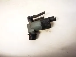 Nissan Qashqai Tuulilasi tuulilasinpesimen pumppu 9641553880