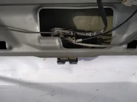 Toyota Corolla Verso E121 Zamek klapy tylnej / bagażnika 