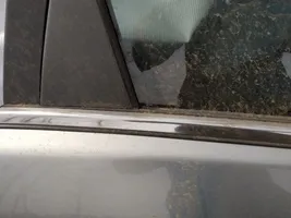Mazda CX-7 Rivestimento modanatura del vetro della portiera posteriore 