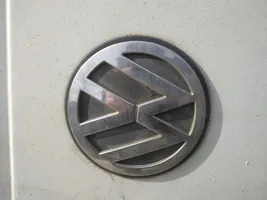 Volkswagen II LT Ražotāja emblēma 