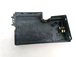 Volvo V50 Fuse box cover 318818309